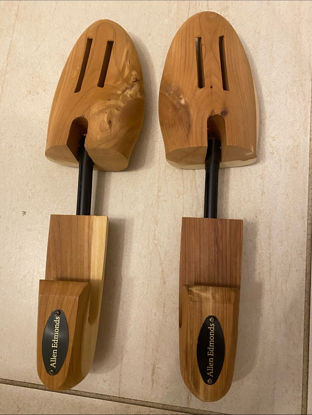 Allen Edmonds Cedar Shoe Trees - Natural Brown Wood